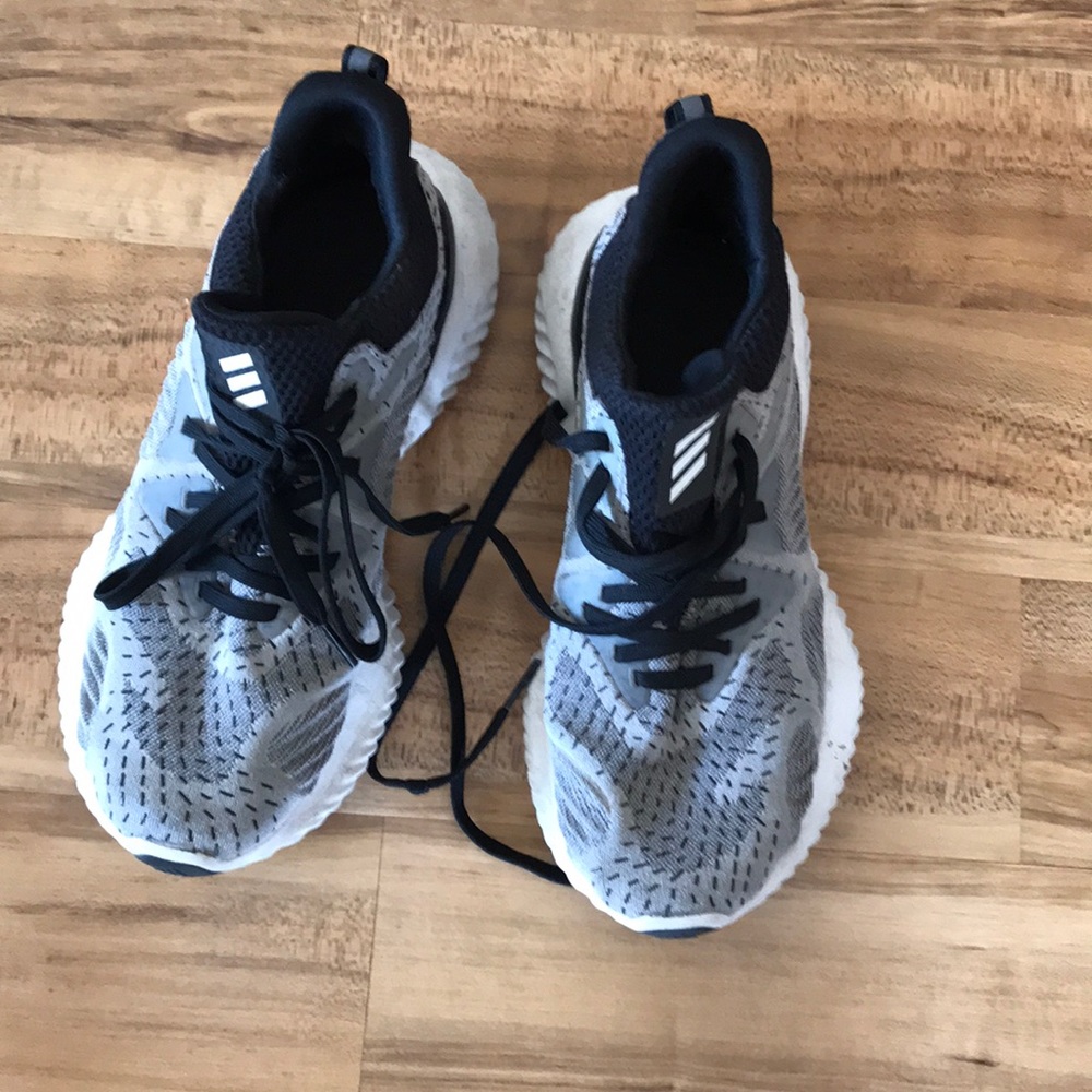 Adidas Bounce Tennis Shoes